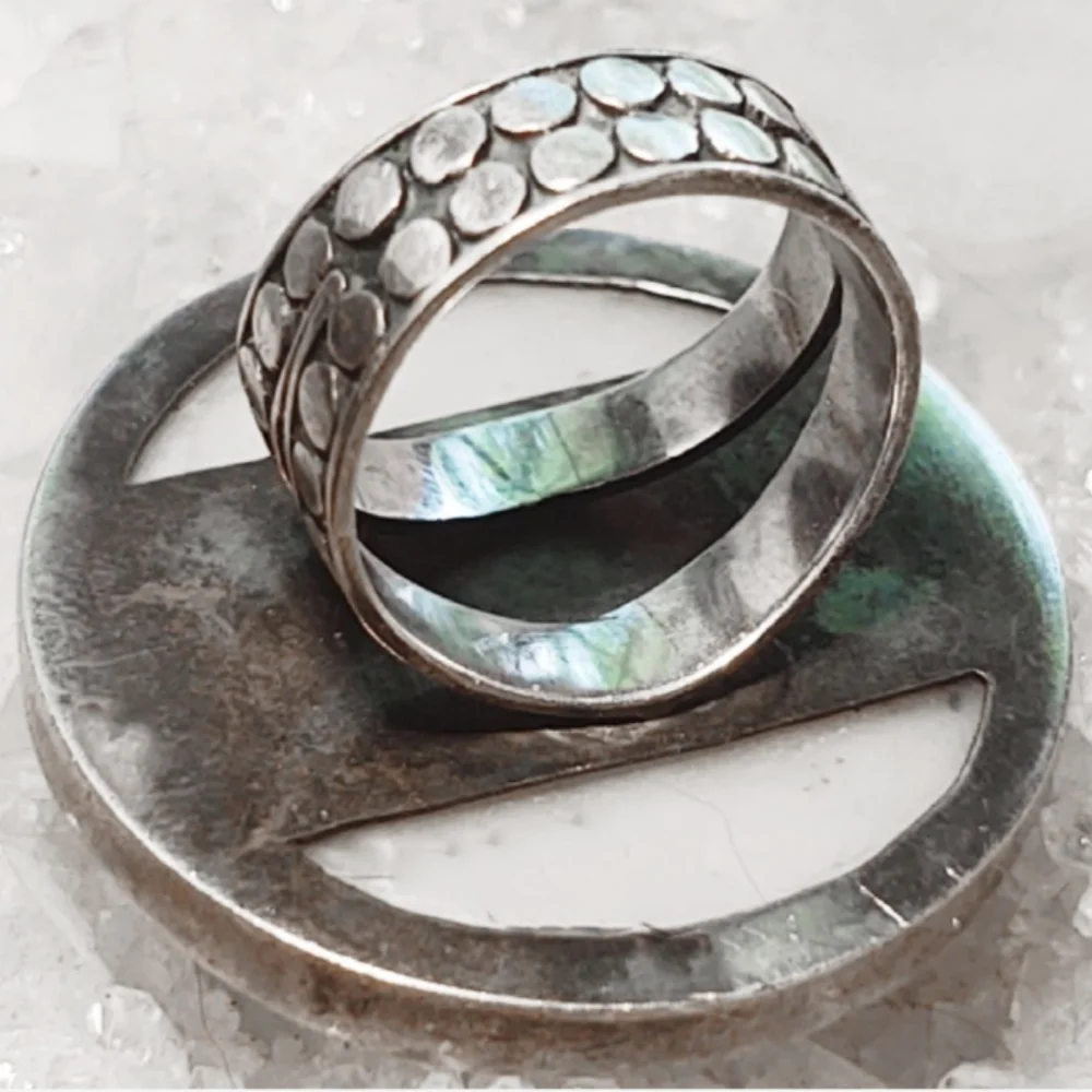 Vintage Oversized Sterling Silver & Abalone Signed Ring- 6.5 - Picture 4 of 8